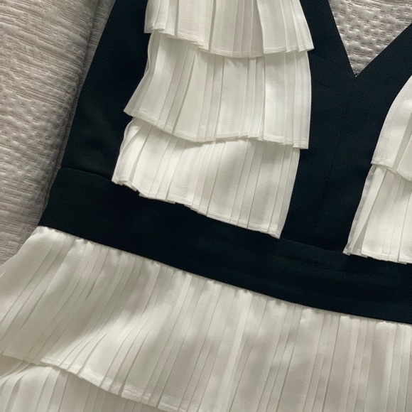 Prom dress - Black and white - BCBG - Picture 7 of 8